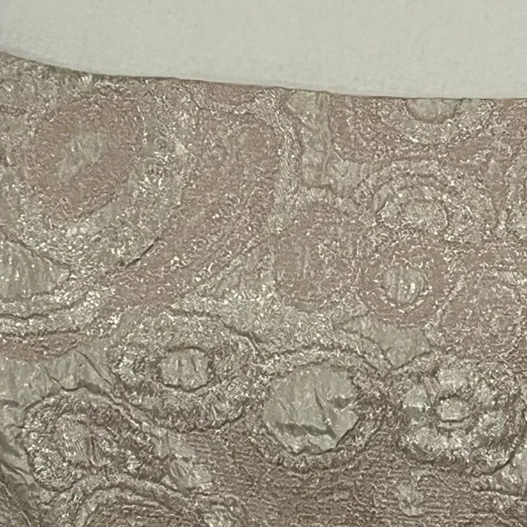 Evan Picone size 12 cream/beige tapestry style with golden sparkle EUC - Picture 15 of 16